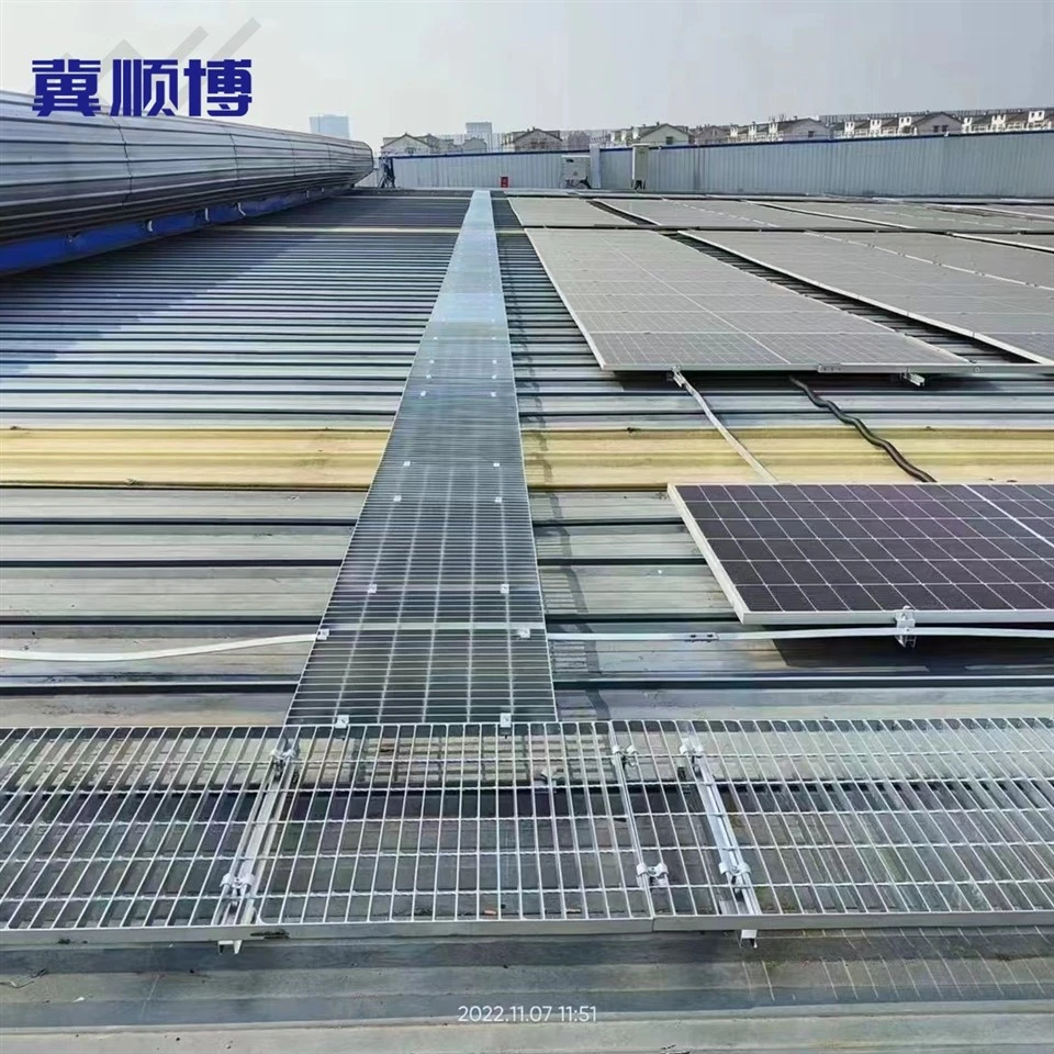 PV Walkway Grating